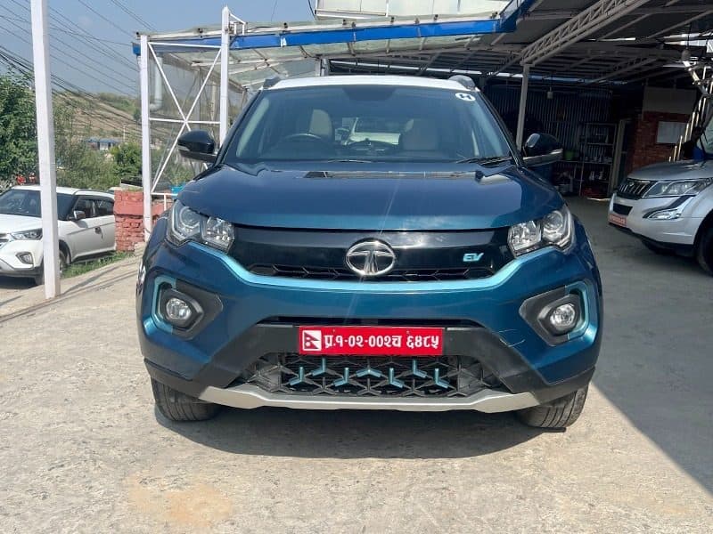 2023 Tata Nexon EV Lux