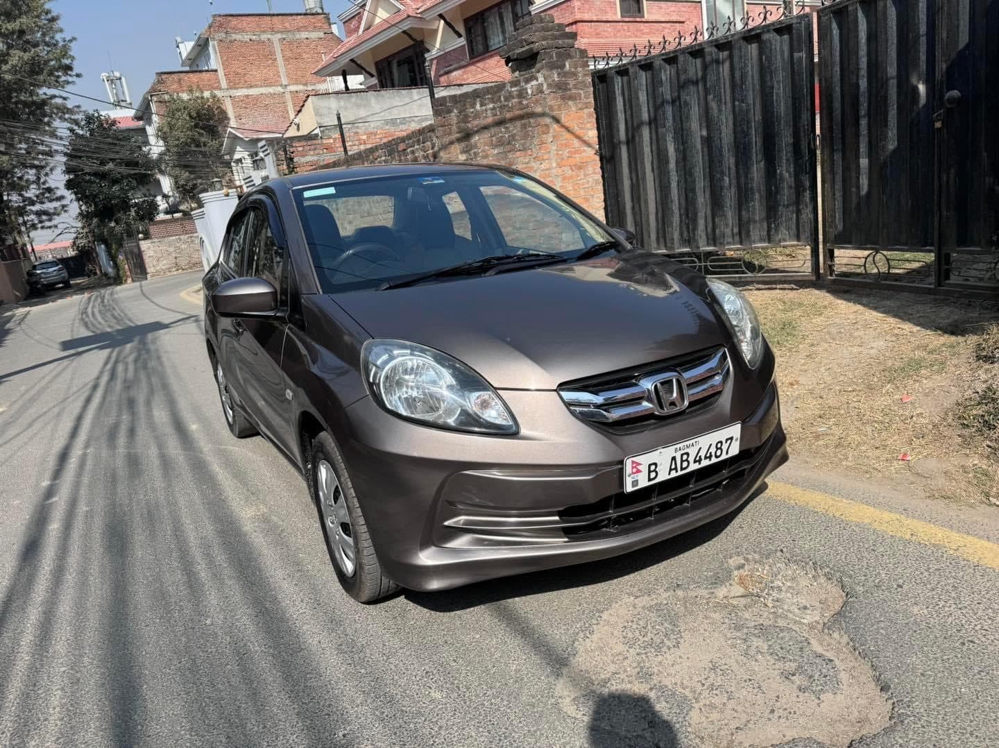 2014 Honda Amaze SMT (Sold)