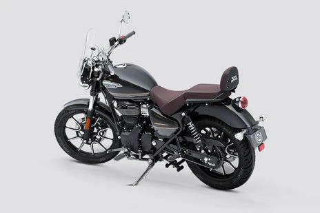 Royal Enfield Meteor 350 Supernova Black-3