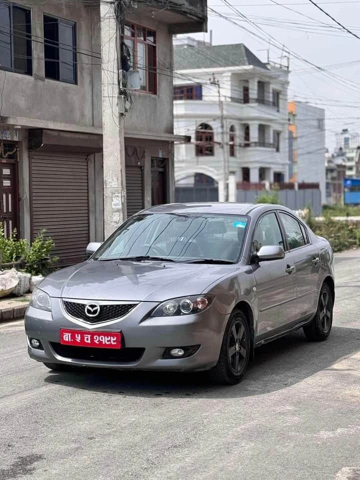 2004 Mazda 3