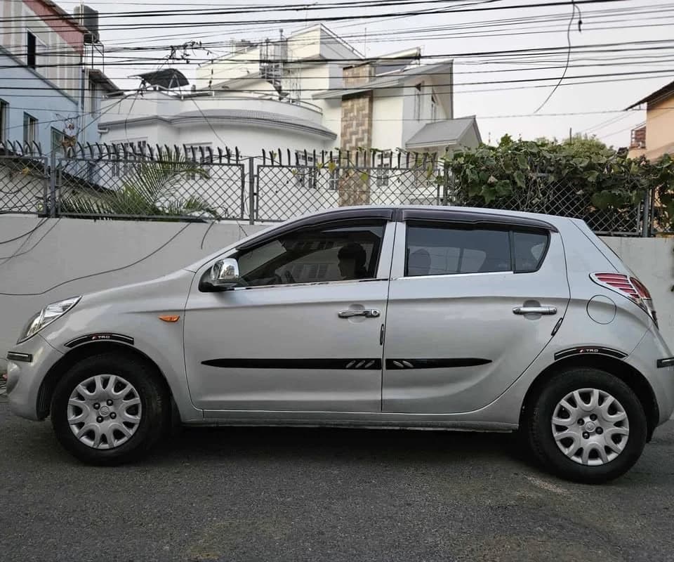 2010 Hyundai i20 Magna-3