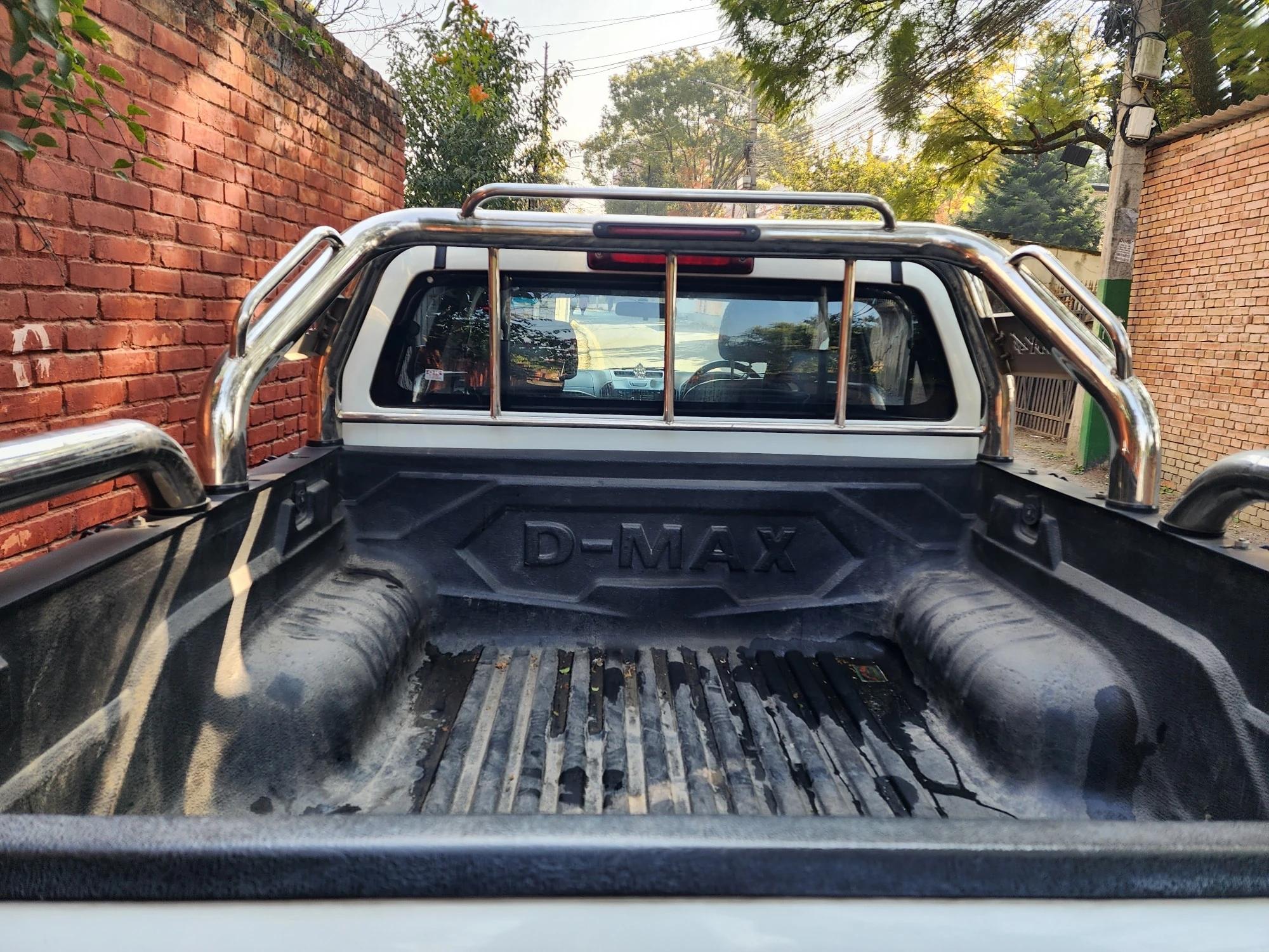 Isuzu Hilander 4WD 2022-3