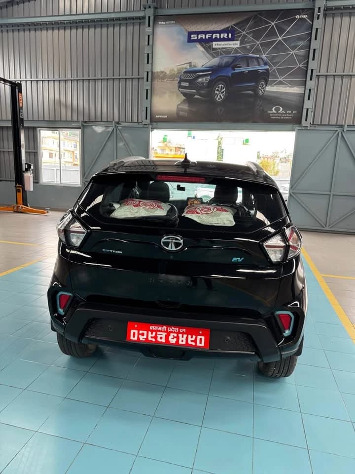 2022 Tata Nexon EV XZ+ Lux-1