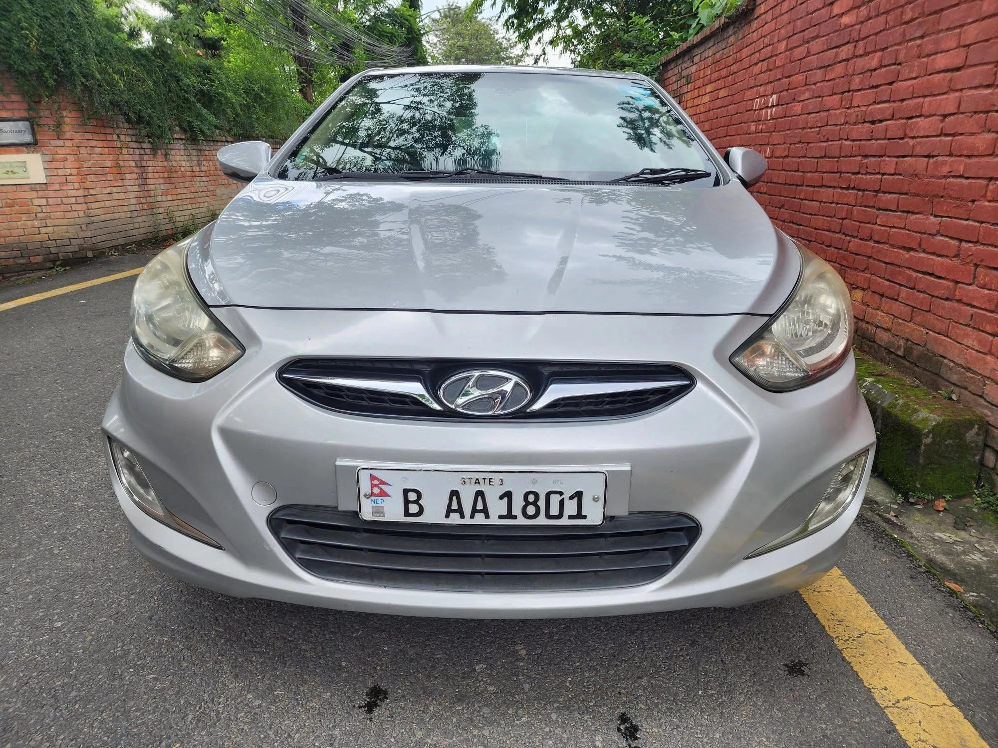 Hyundai Verna S 2014-1