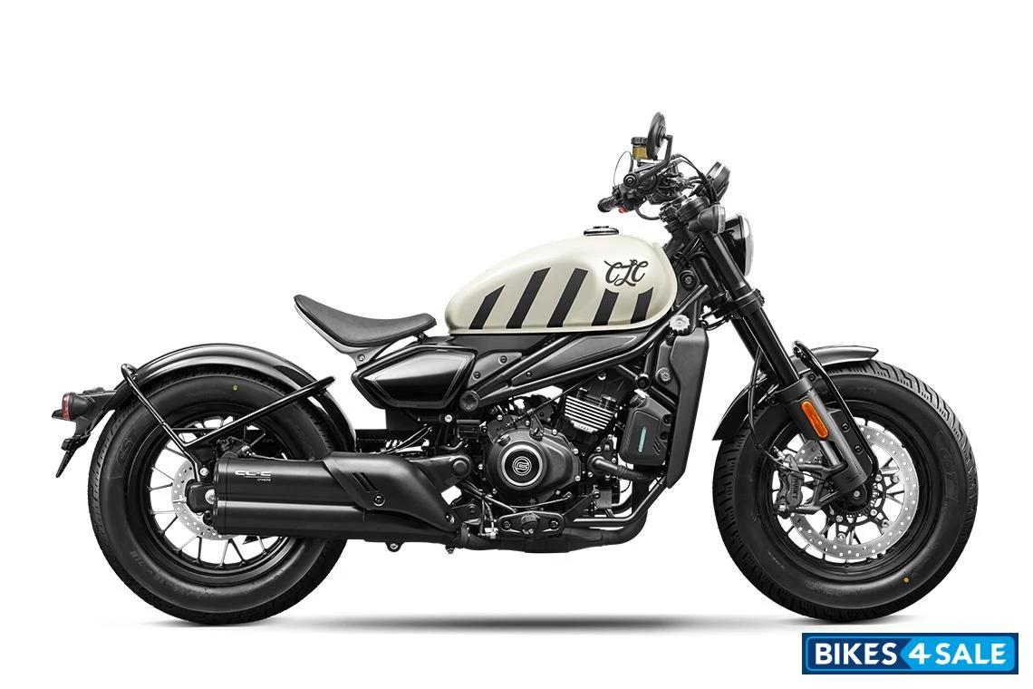 CFMOTO 450 CL-C Bobber Ivory White-2