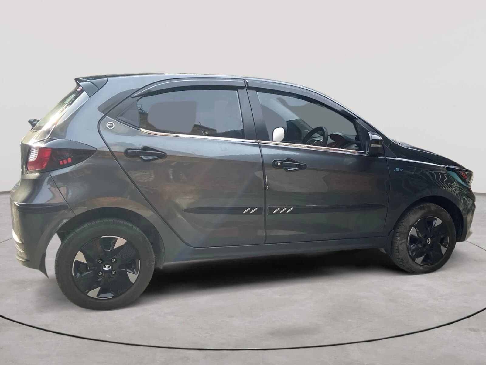 2023 Tata Tiago EV-3