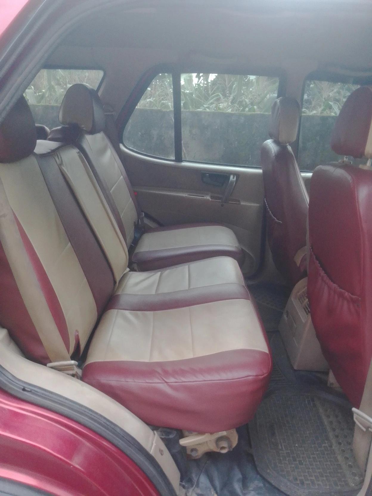 2011 Tata Safari 2WD-3