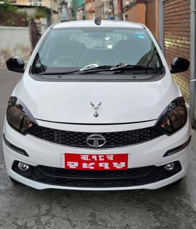 TATA TIAGO XE 2017