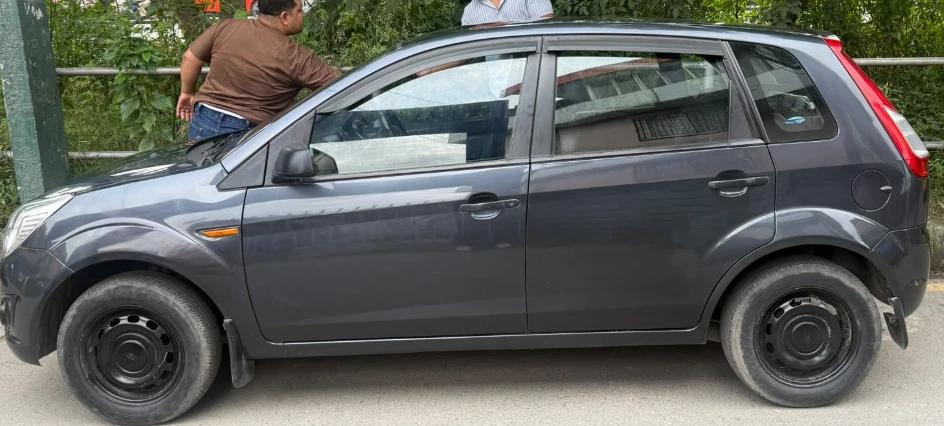 Ford Fido LXI 2013-3