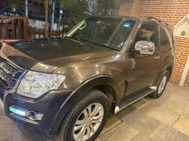 2017 Mitsubishi Pajero 3-Door