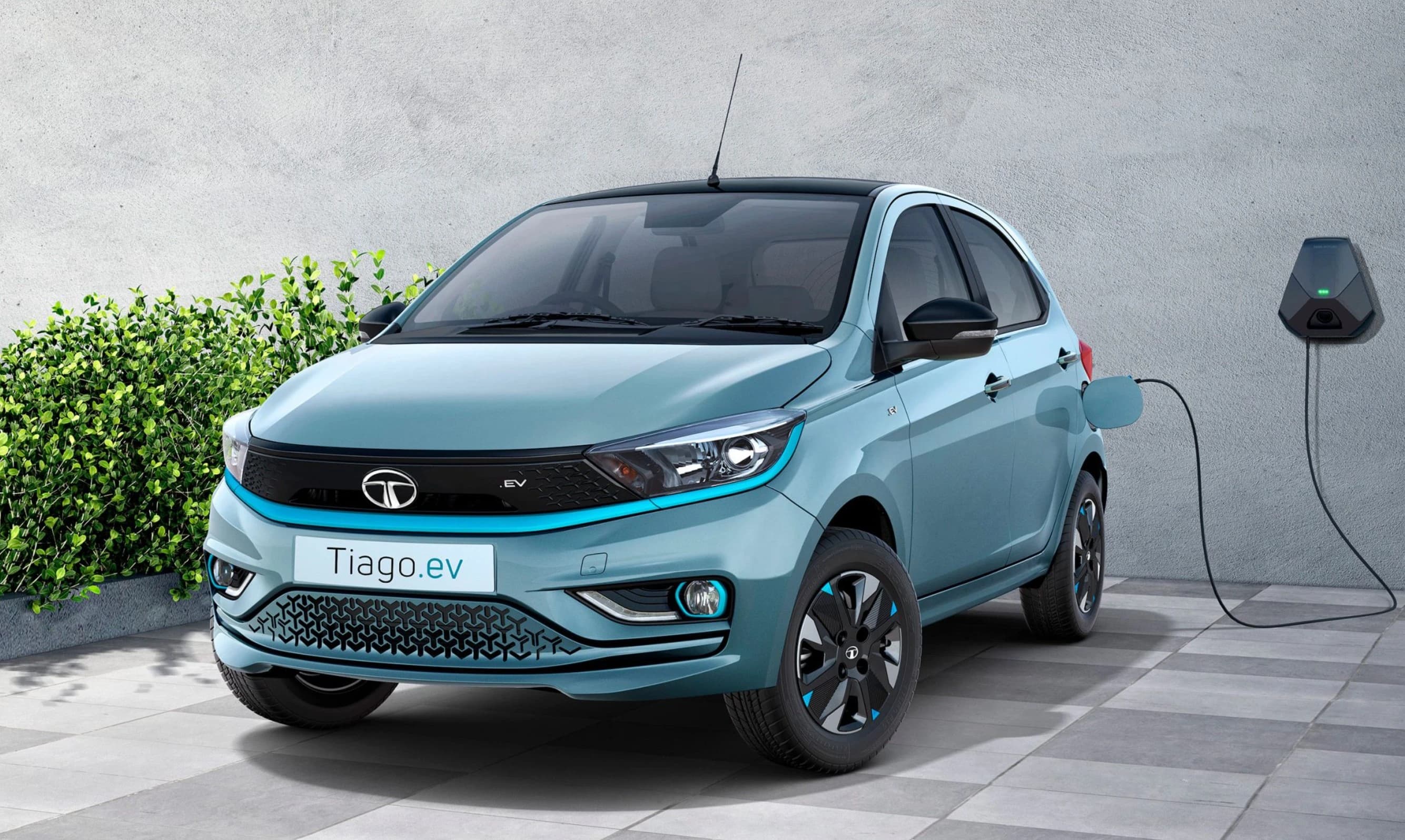 TATA Tiago EV XT