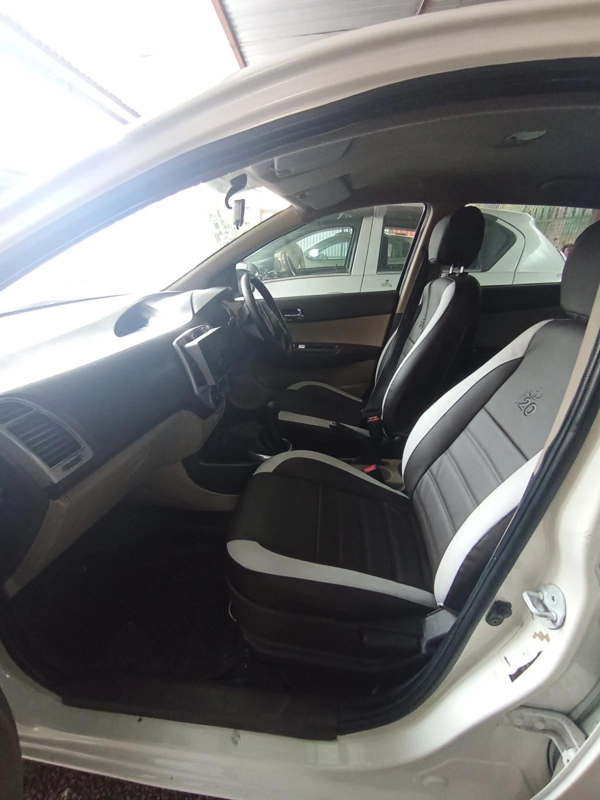 Hyundai i20 Asta 2010-1