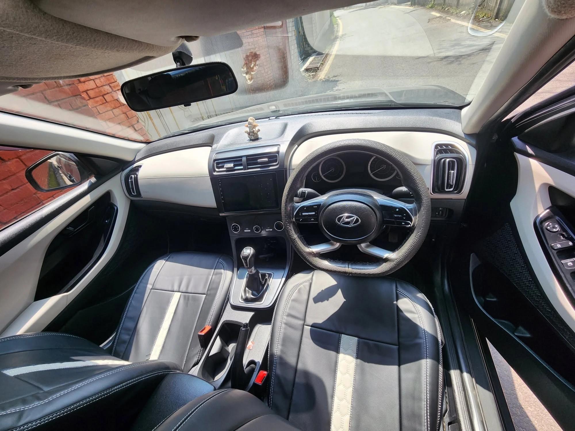 Hyundai Creta E 2021-3