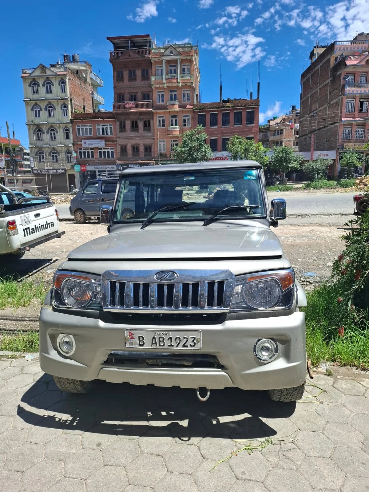 2015 Mahindra Bolero LX 4x4