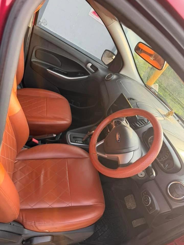 Ford Figo Titanium 2018-3