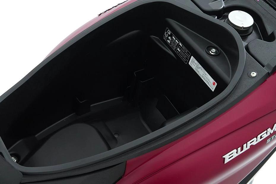 Suzuki Burgman 125 FI Red-2
