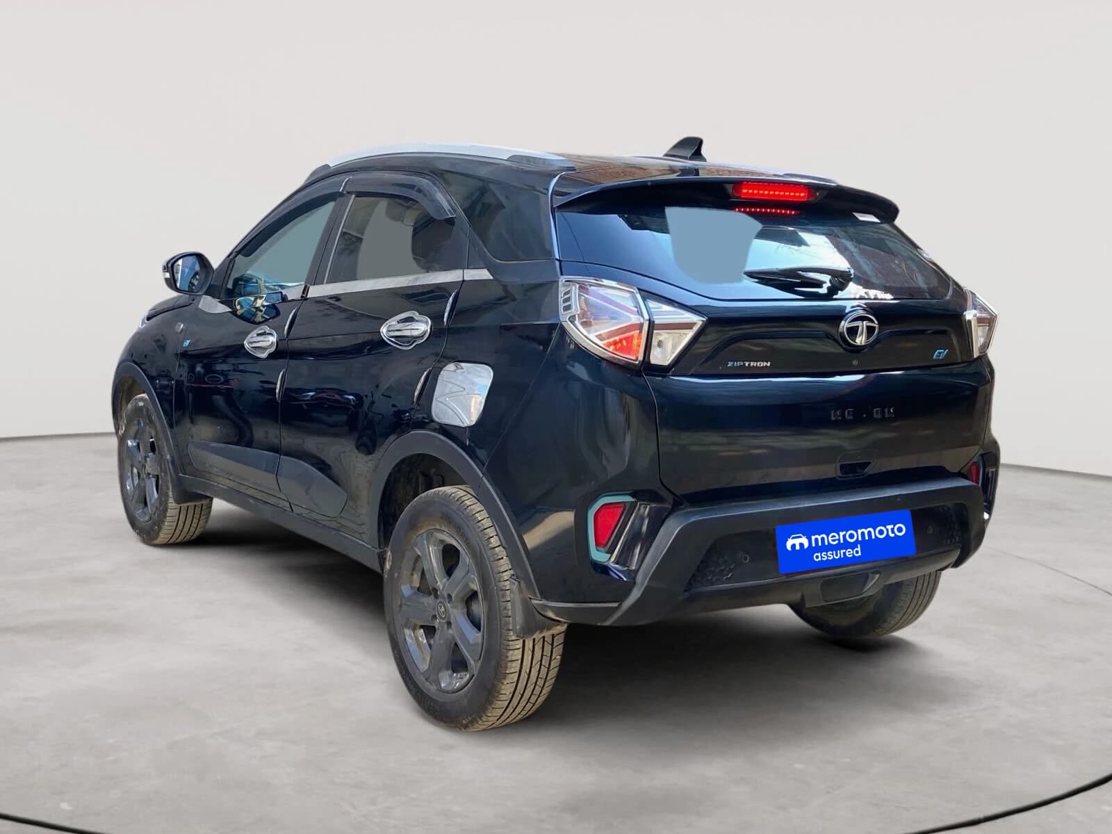 2023 Tata Nexon XZ+ Lux-3