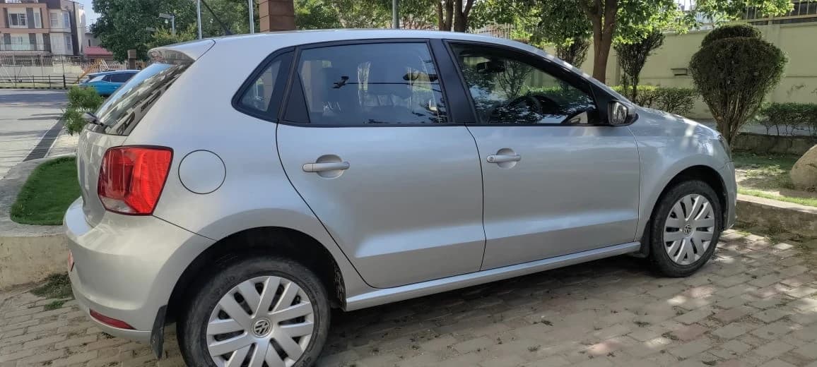 VW Polo-1
