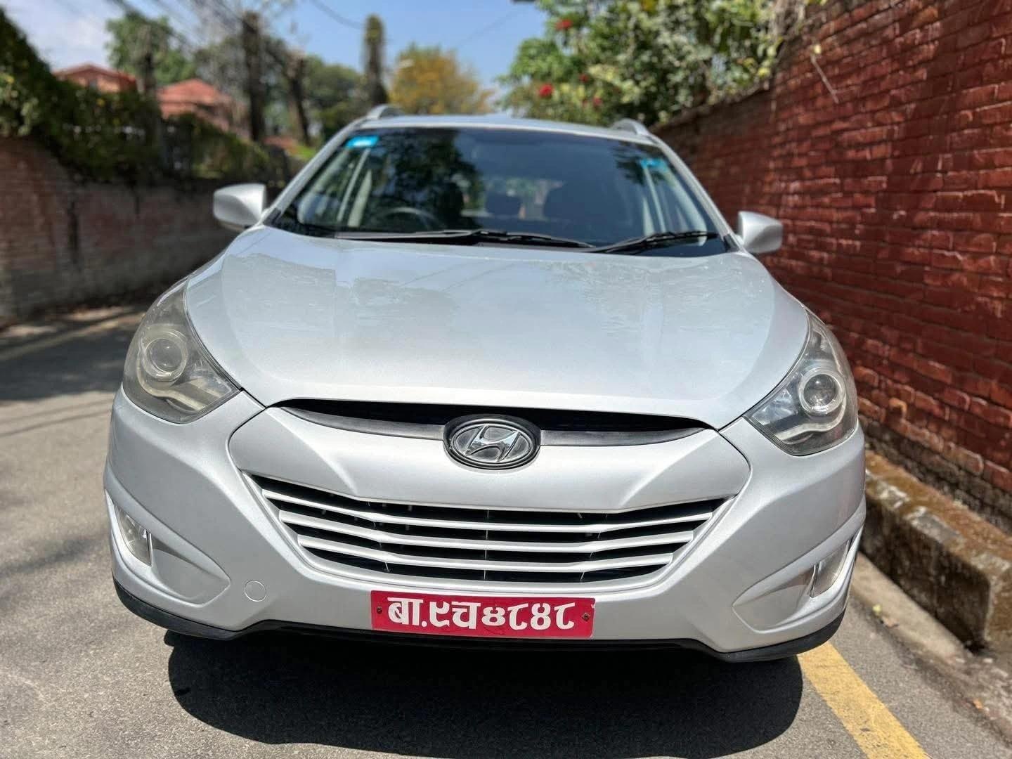 𝗧𝘂𝗰𝘀𝗼𝗻 𝟰𝗪𝗗 𝟮𝟬10