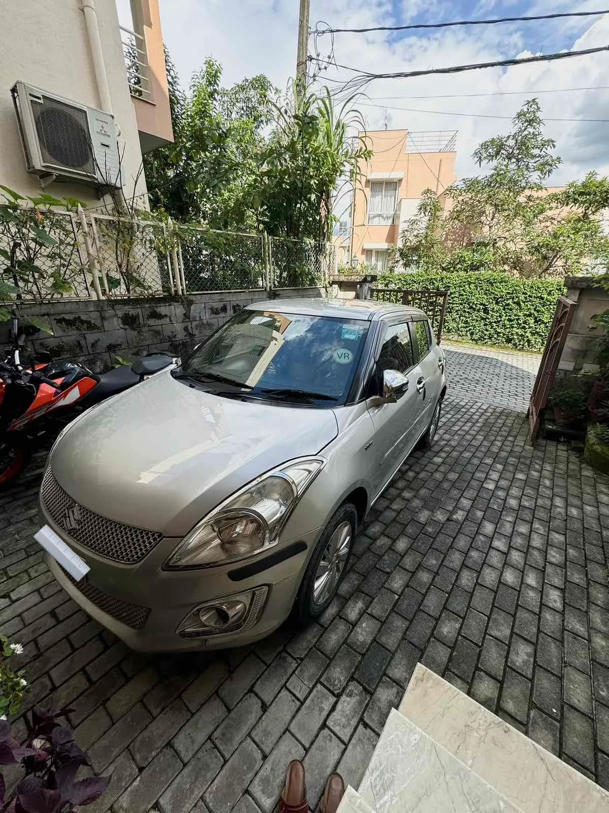 2016 Suzuki Swift Dzire ZXI