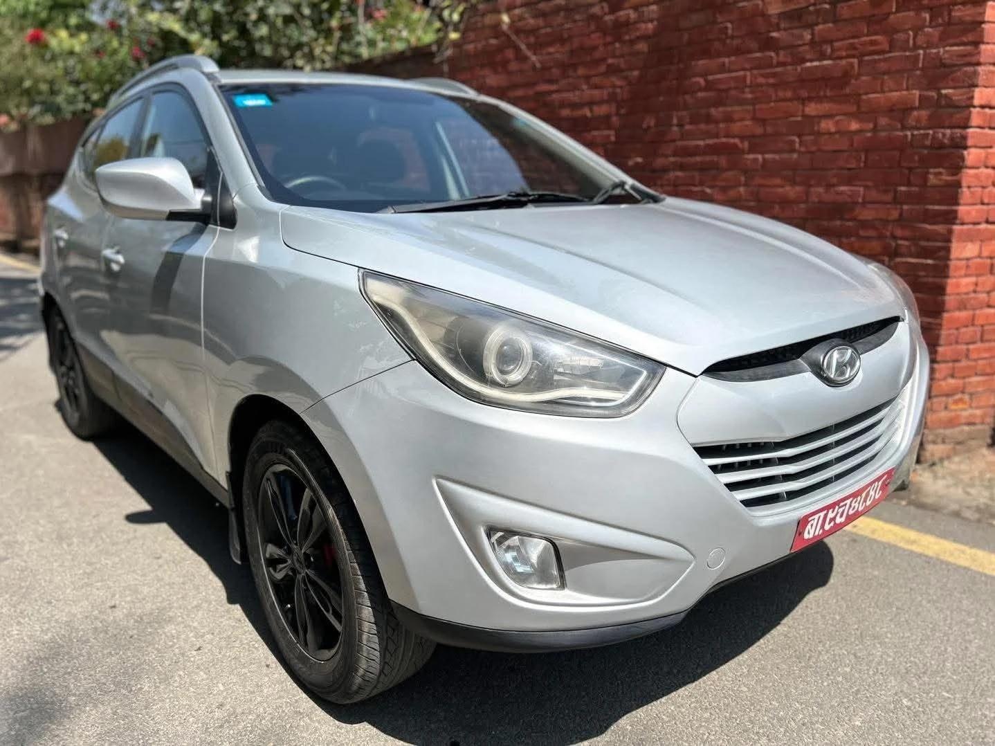 𝗧𝘂𝗰𝘀𝗼𝗻 𝟰𝗪𝗗 𝟮𝟬10-2