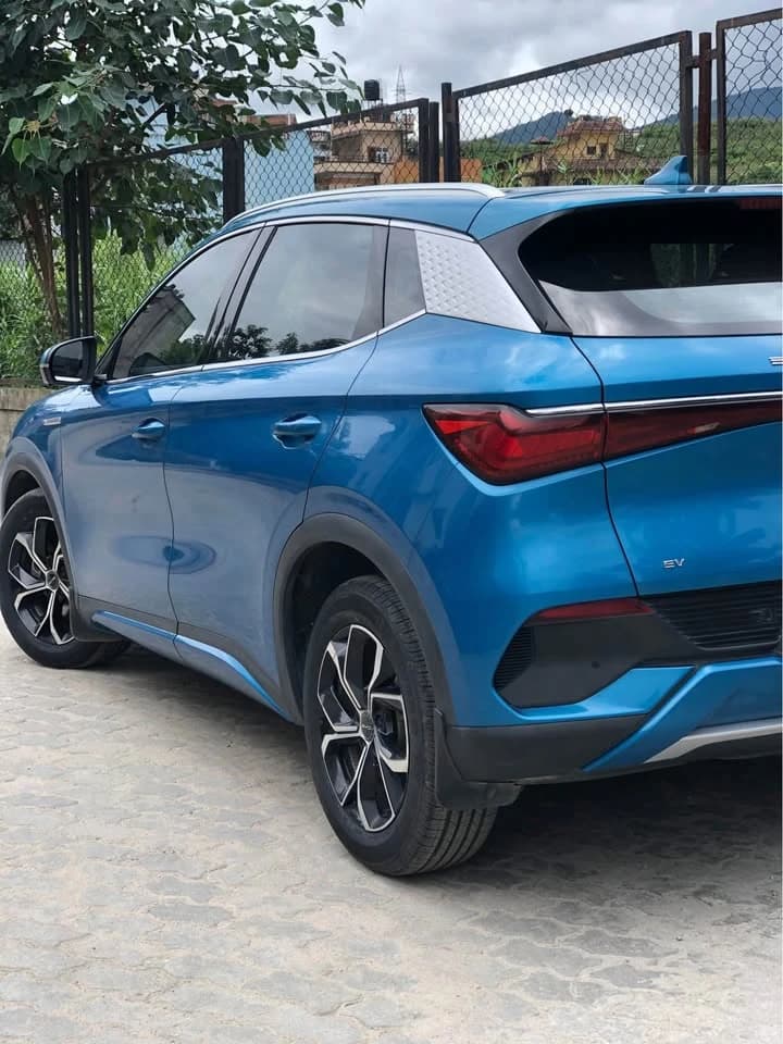 2023 BYD ATTO 3  Advance-3