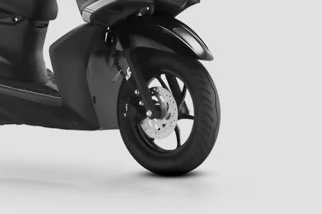 Yamaha RayZR 125 Hybrid Disc OBD-II Dlx Metallic Black-2