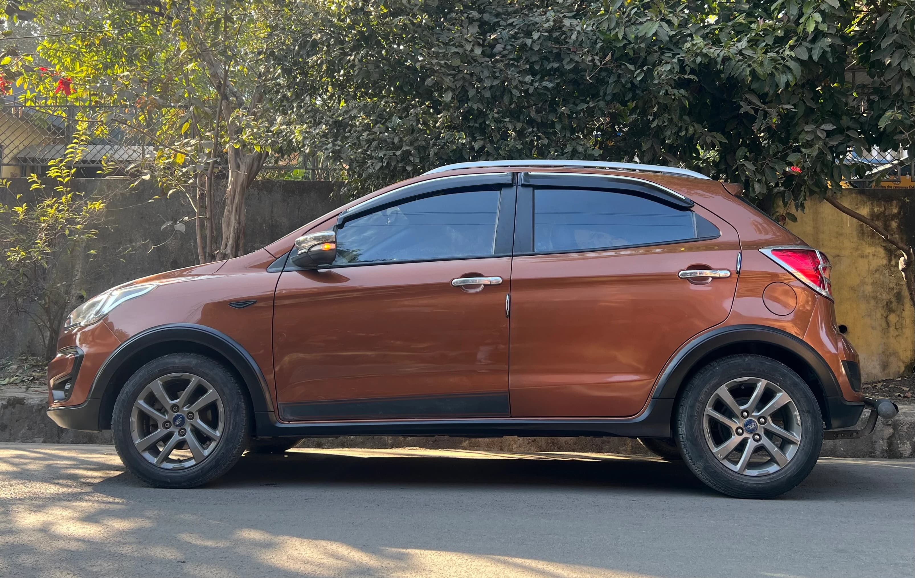 2018 Ford Freestyle Titanium-1