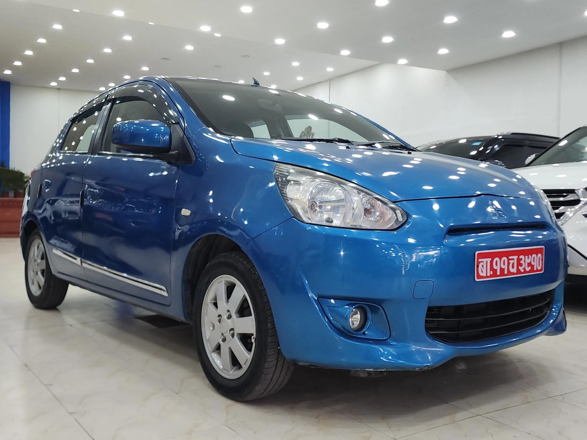 Mitsubishi Miraz 2013-1