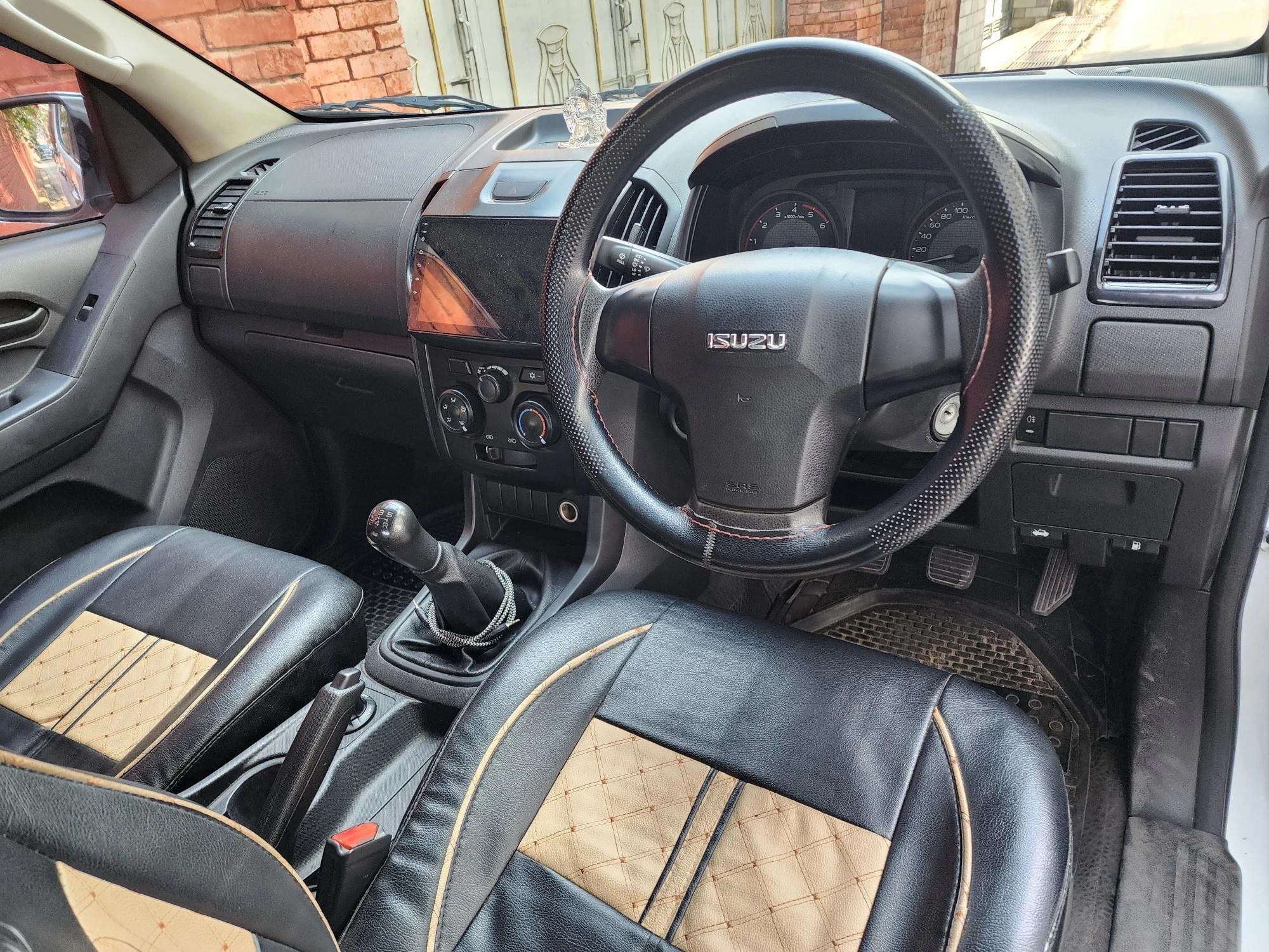 Isuzu Hilander 4WD 2022-1