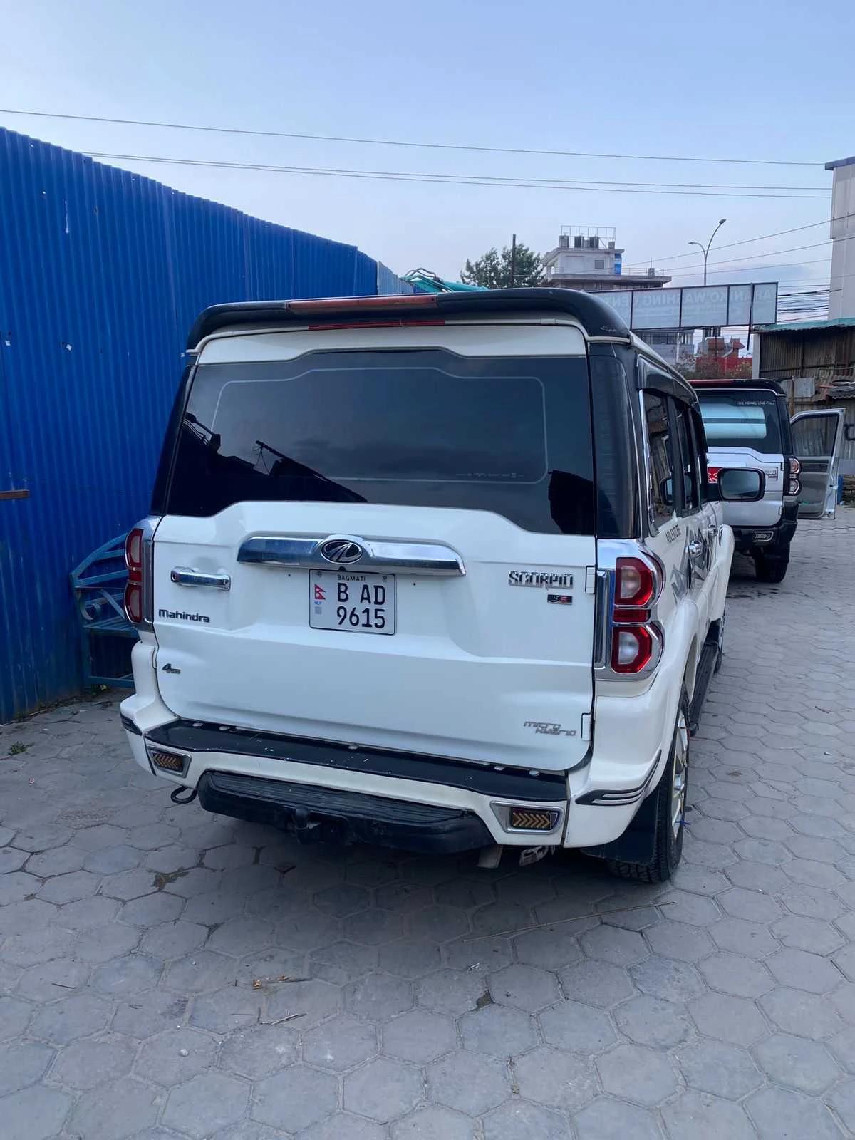 Mahindra Scorpio S5 2018-2