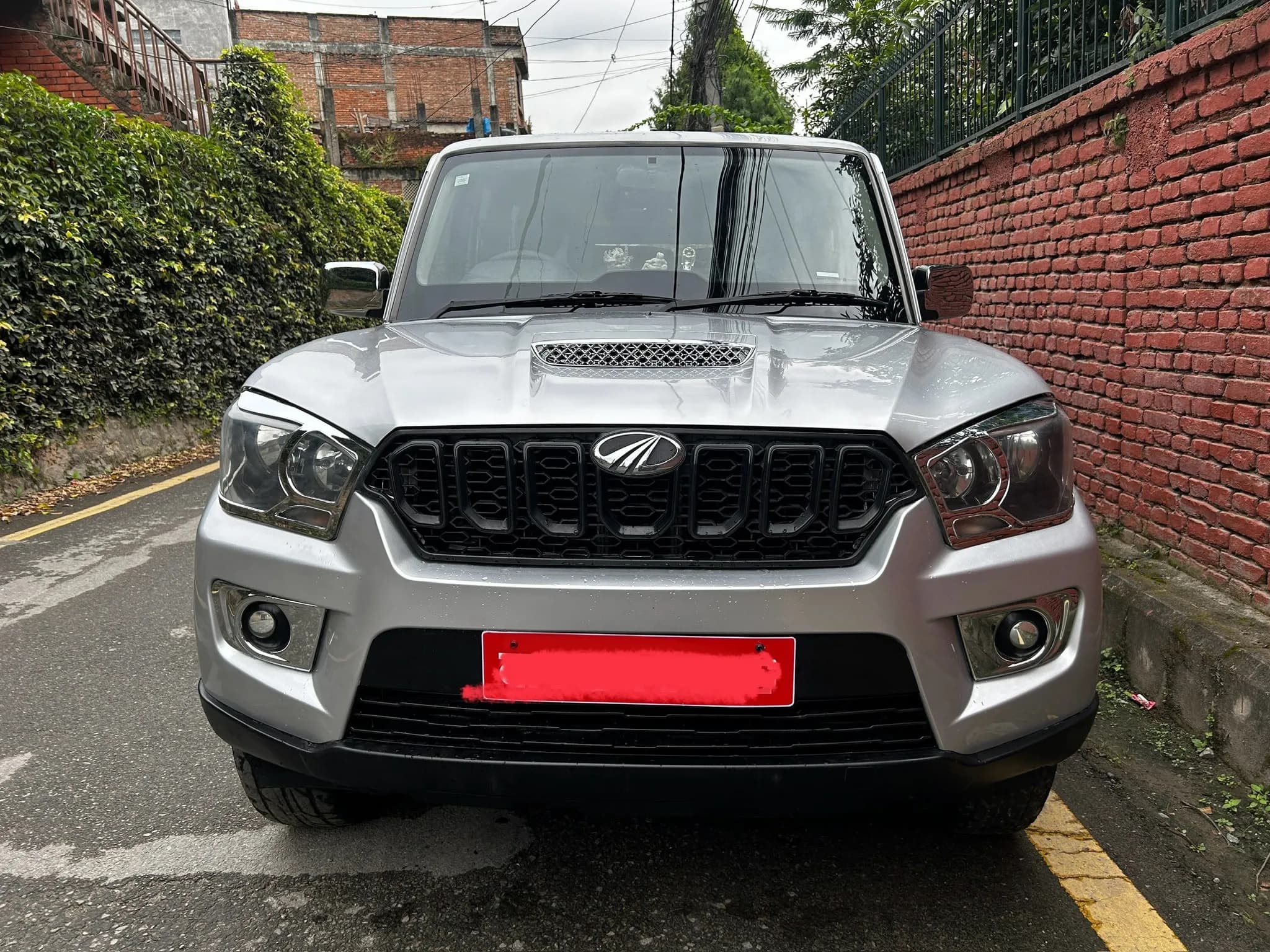 2018 Mahindra Scorpio S5