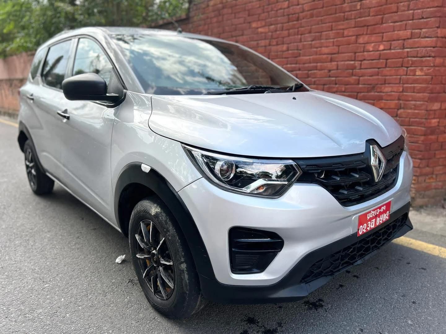 2019 Renault Triber RXE