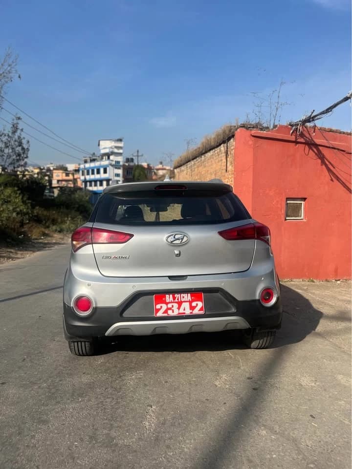 2018 Hyundai i20 Active S-3