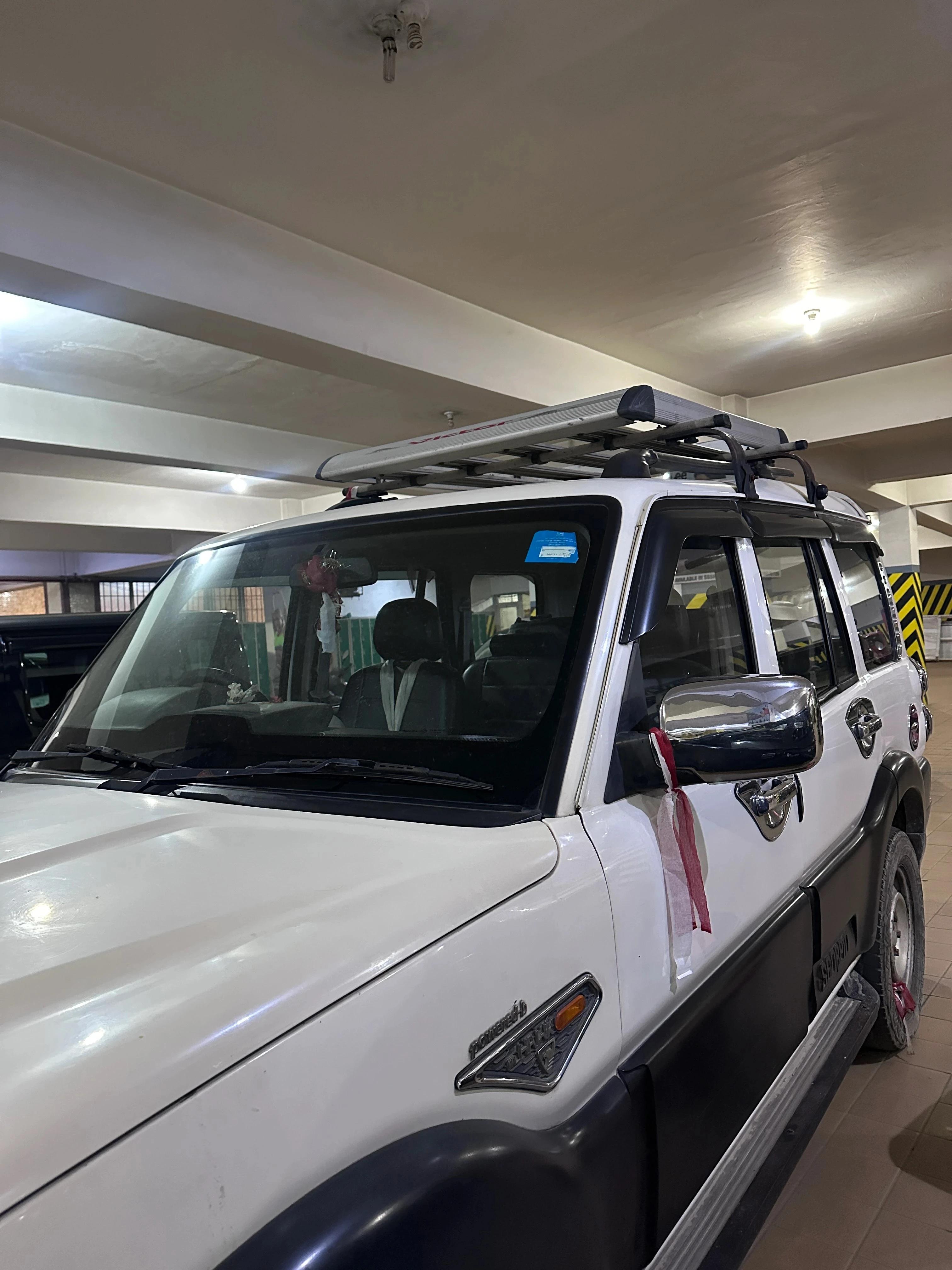Mahindra Scorpio S4+ 2016-1