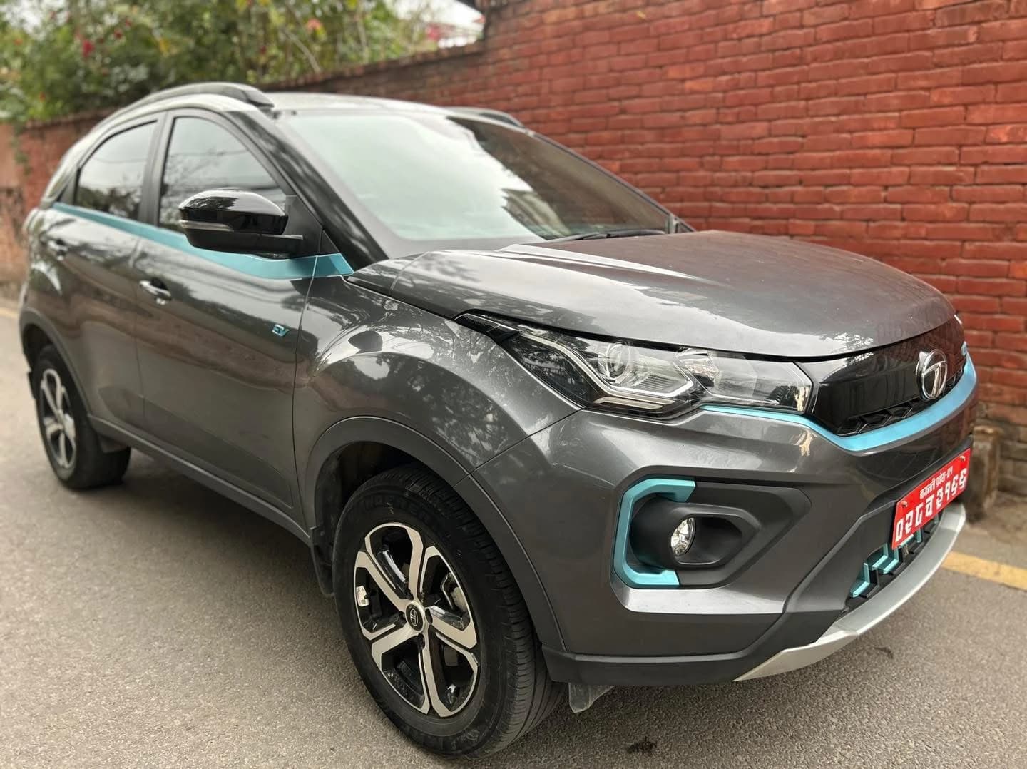 2023 Tata Nexon XZ+ LUX