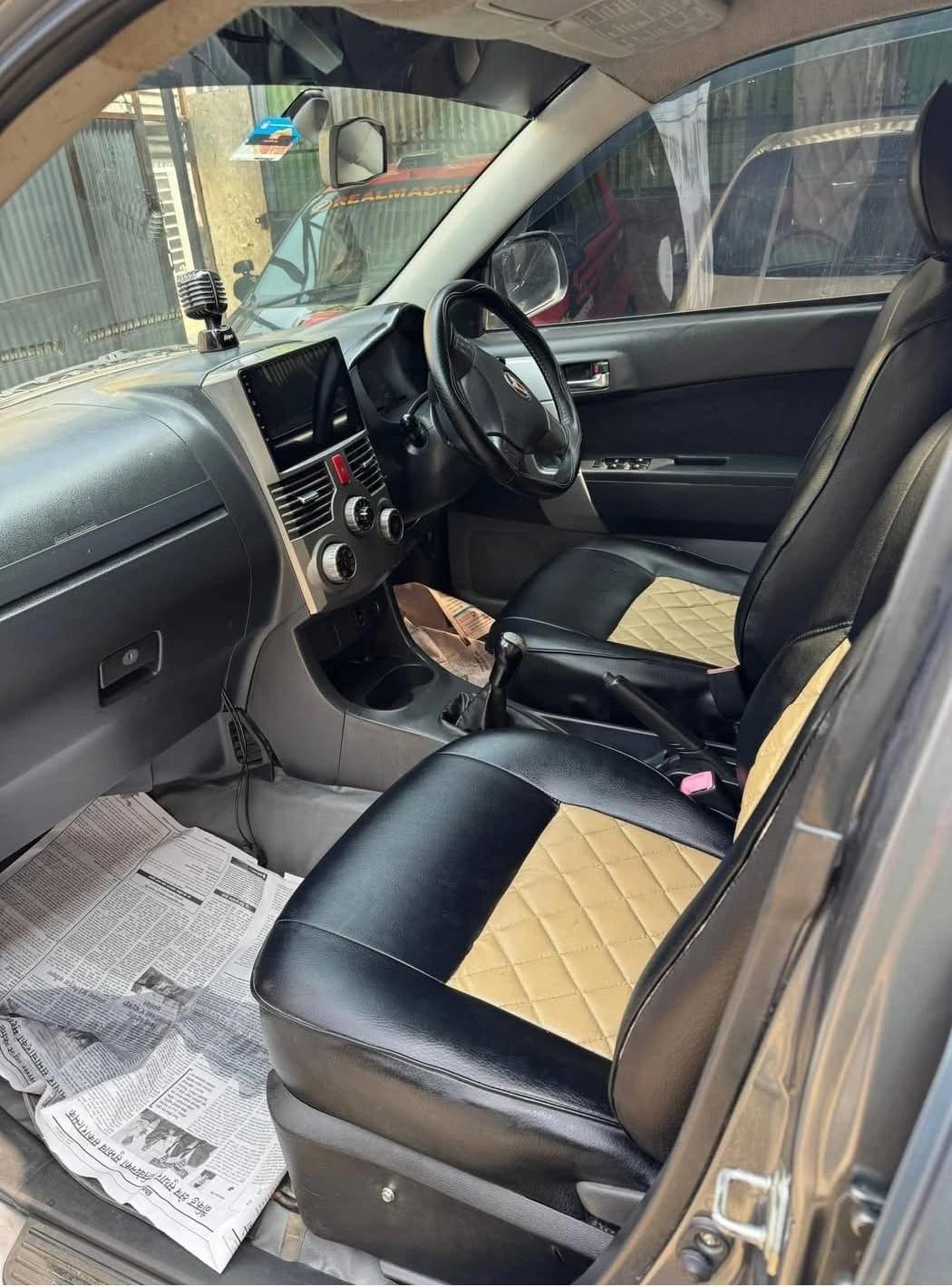 2013 Daihatsu Terios-3