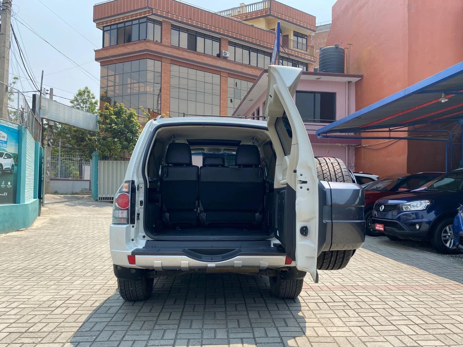 Mitsubishi Pajero 2018-2
