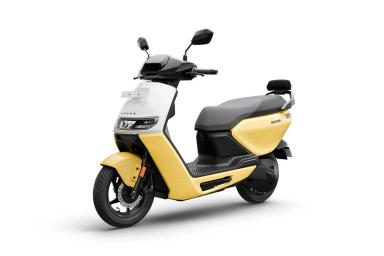 Ather Rizta Z (IDC 159 Km) Duo Alphonso Yellow Duo