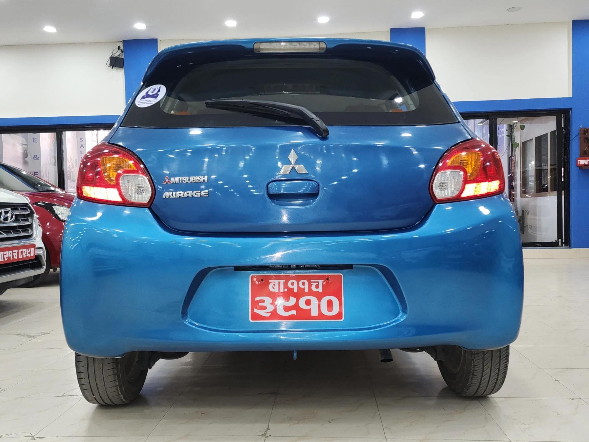Mitsubishi Miraz 2013-3