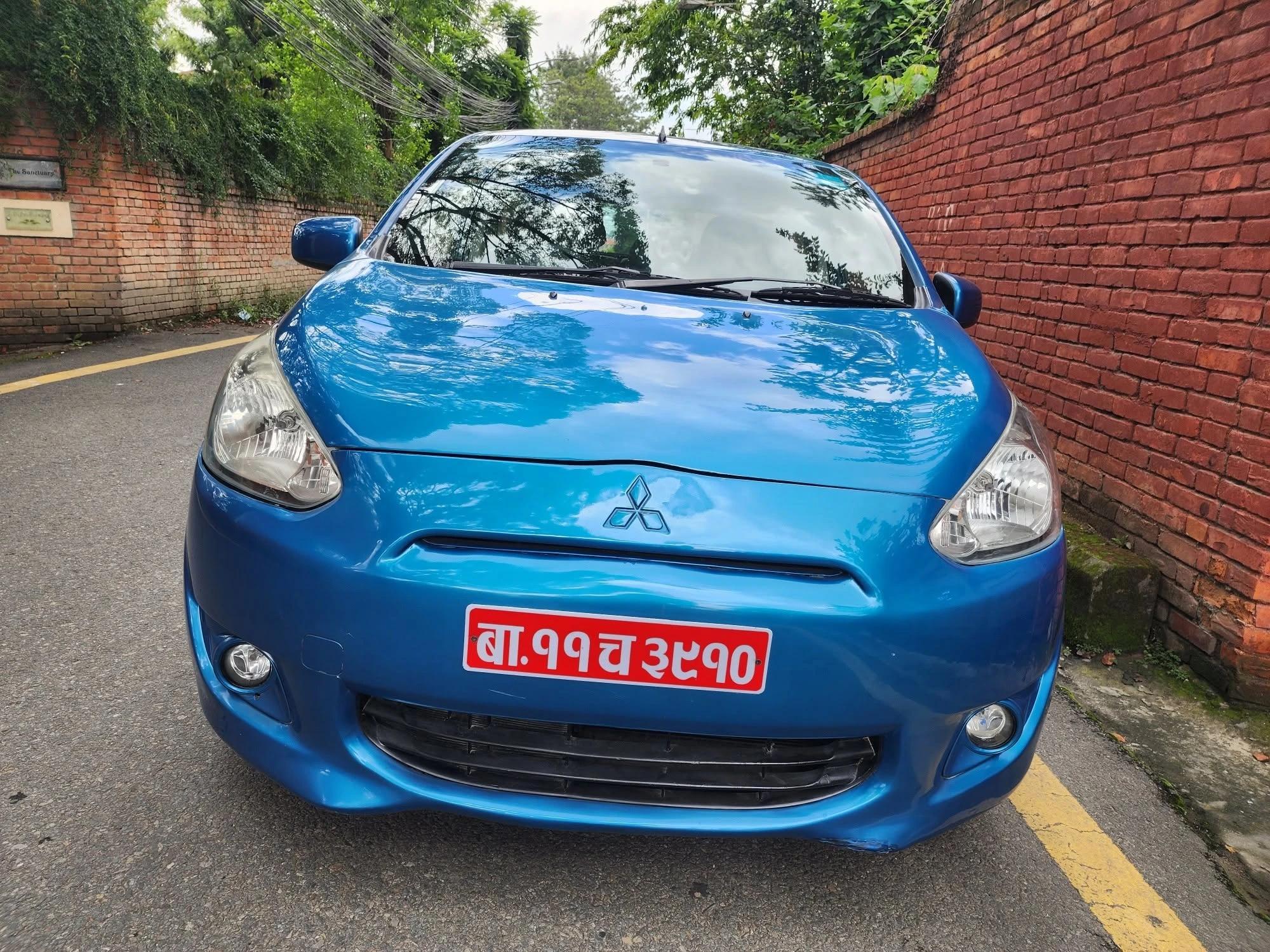 Mitsubishi Mirage 2013
