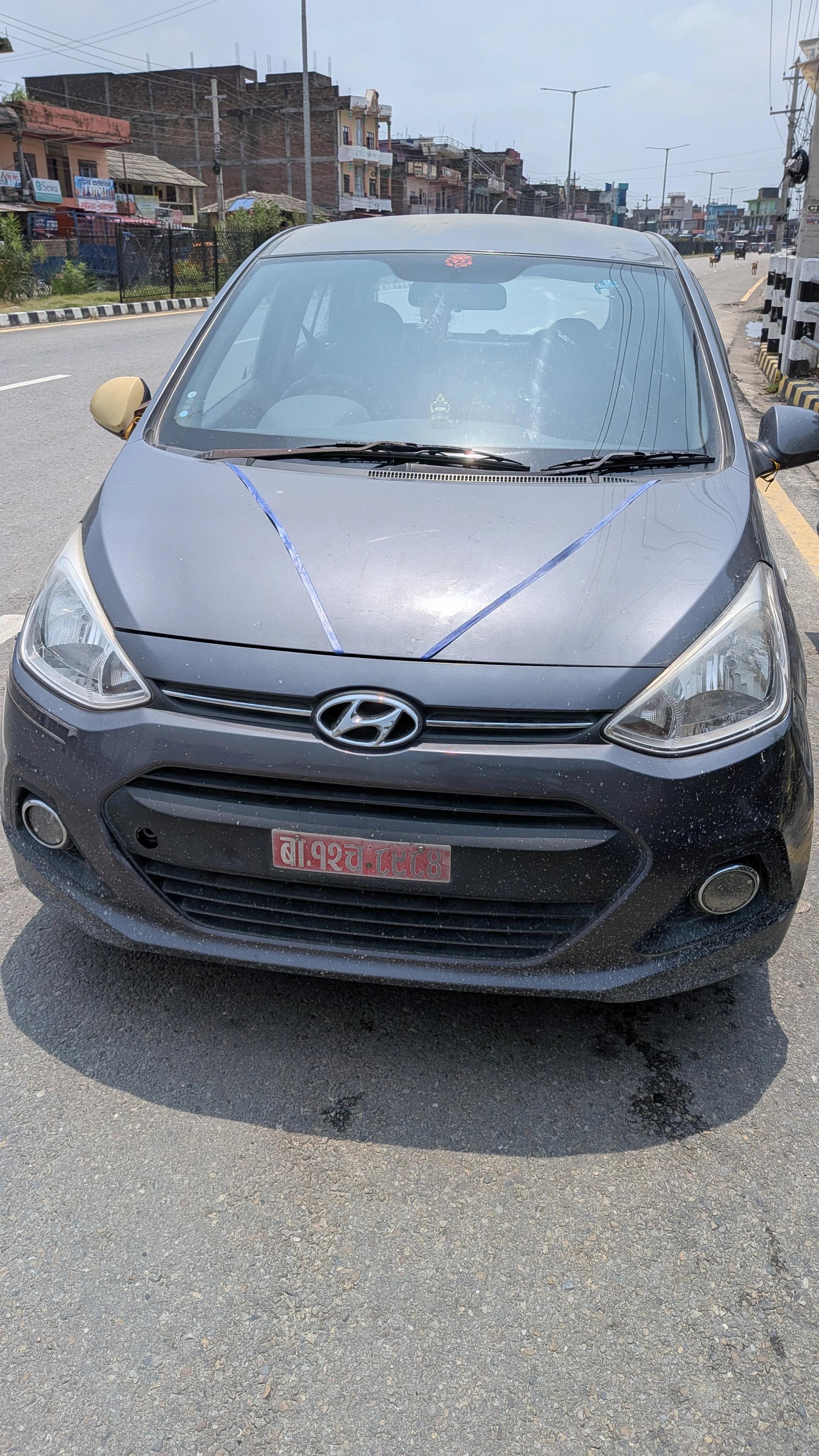Hyundai Grand i10-3