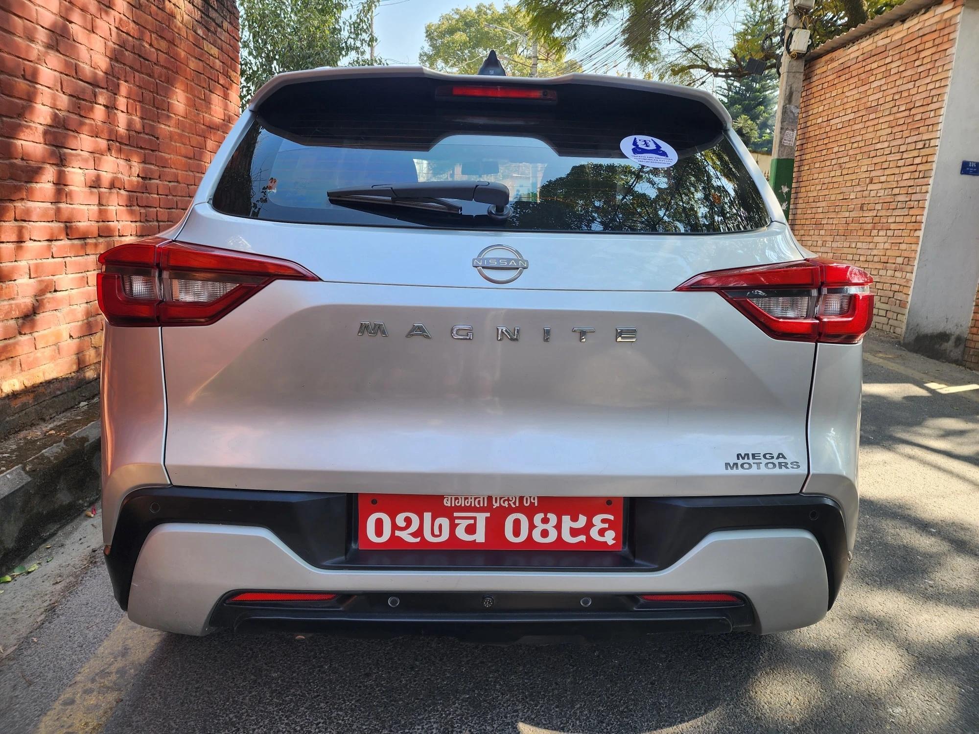 Nissan Magnite 2021-3