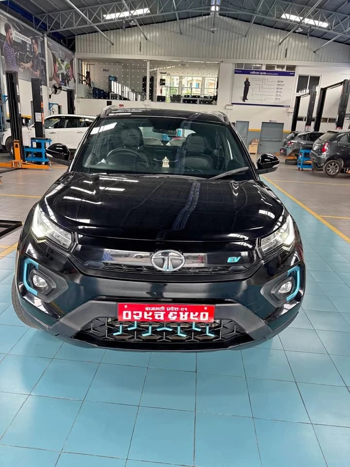 2022 Tata Nexon EV XZ+ Lux
