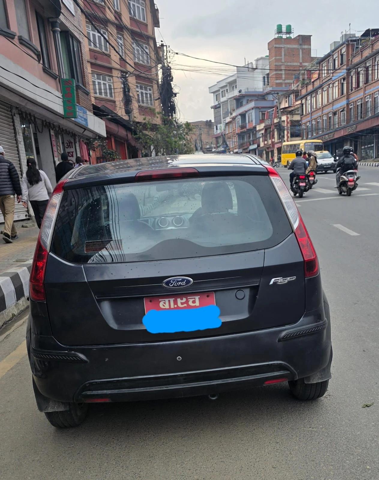 2012 Ford Figo Exi-2