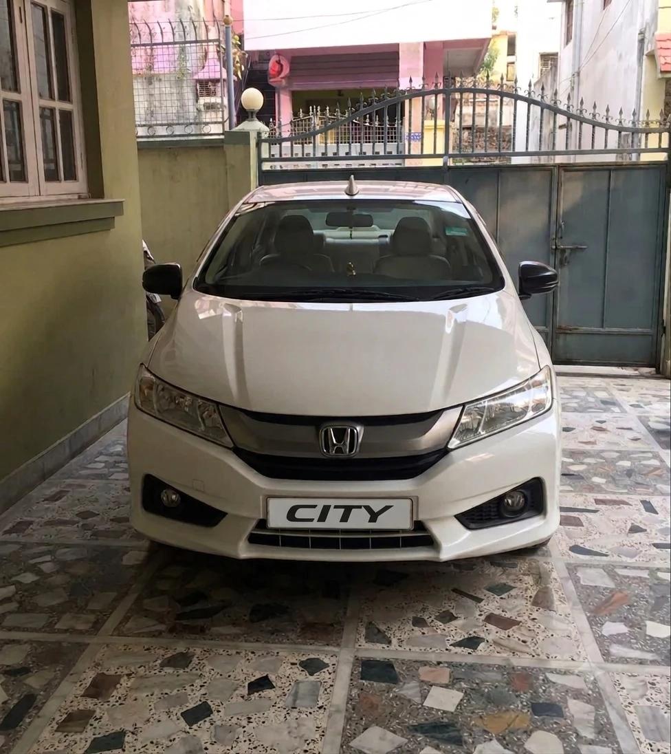 Honda City i-VTEC 2015
