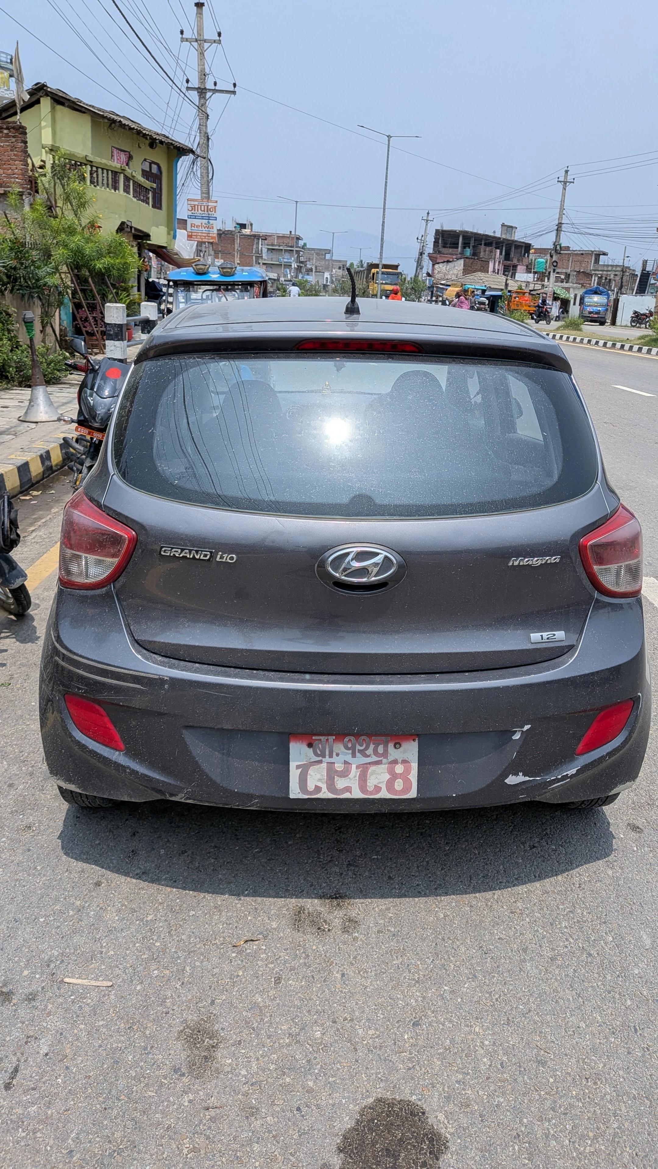 Hyundai Grand i10-1