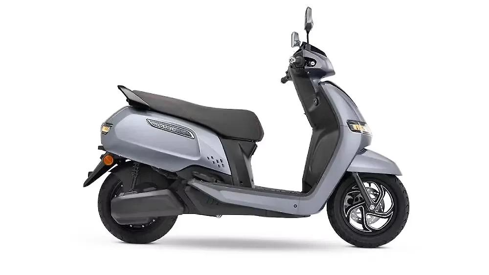 TVS iQube 2.2 kWh Titanium Grey-1