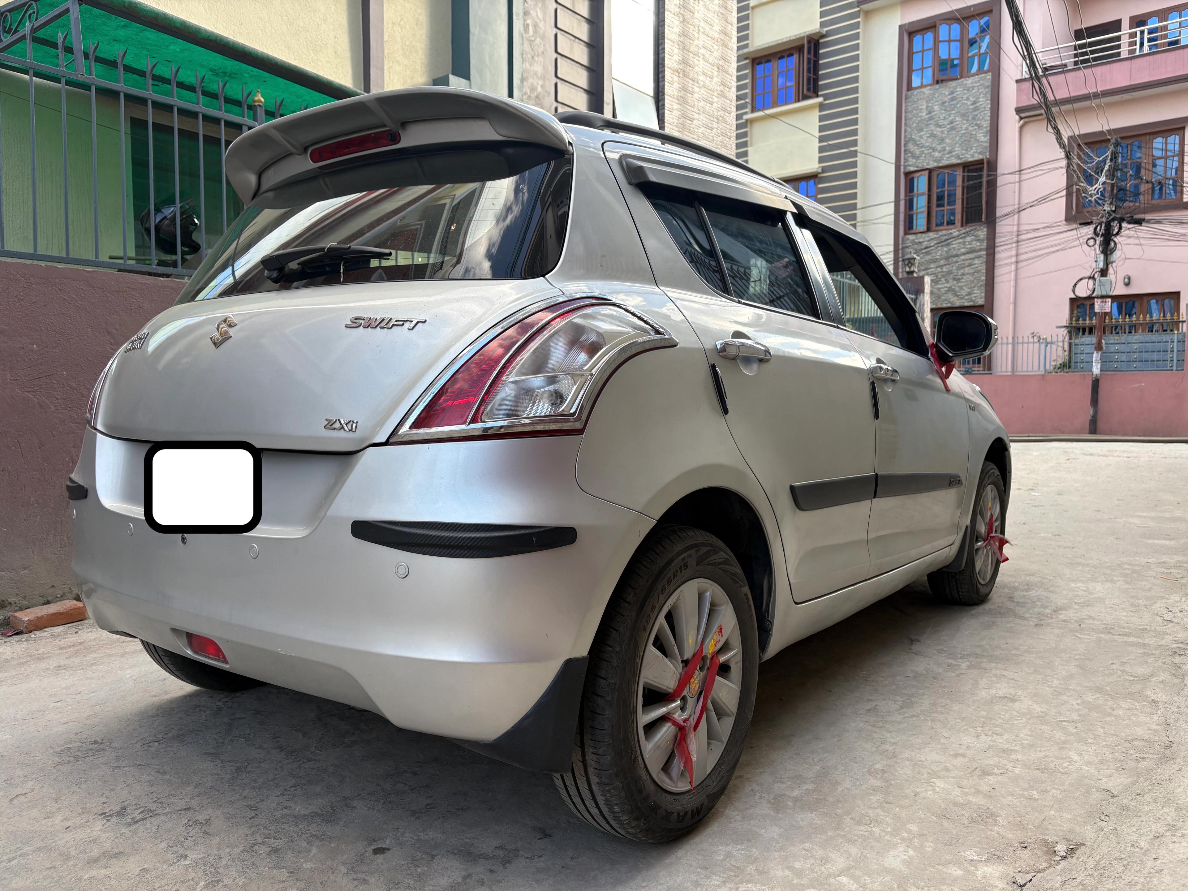 2016 Suzuki Swift ZXI (Top Variant)-3