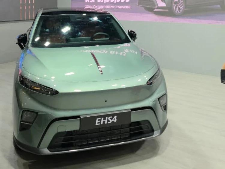Hongqi E-HS4 2026-3
